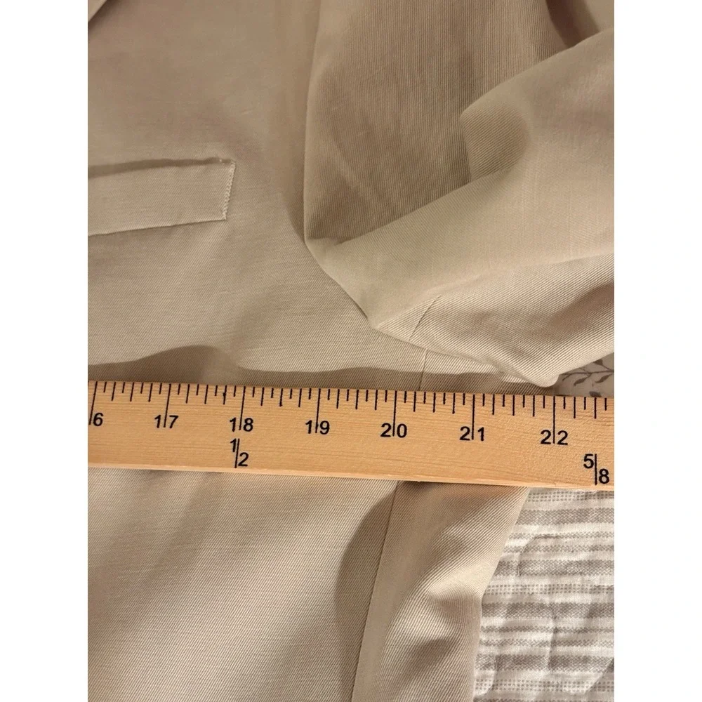 Banana Republic Modern Beige Jacket 44R, Linen Blend, Excellent Condition